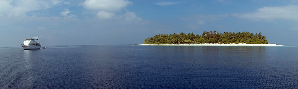 Manthiri and Maldives island
